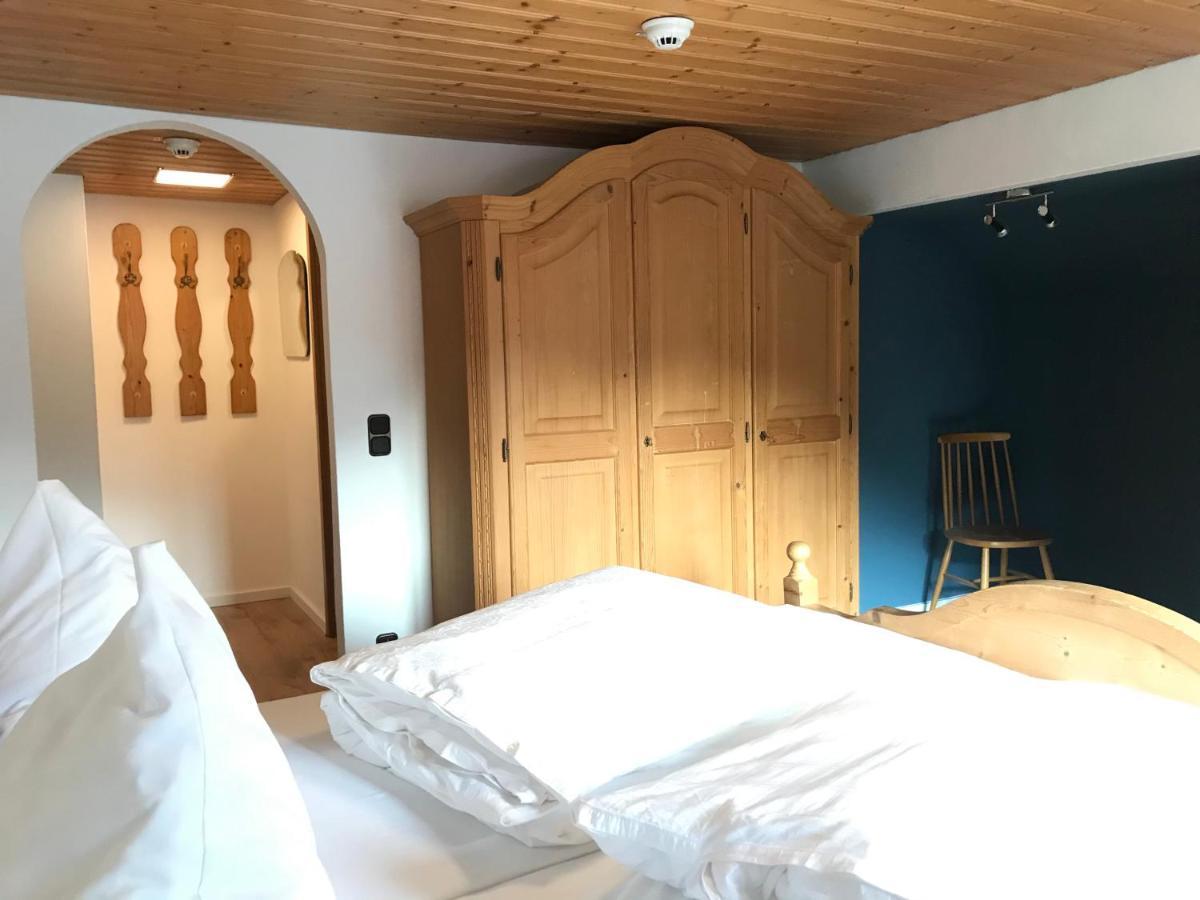 Gasthof Hirsch Hotel Hirschegg  Buitenkant foto